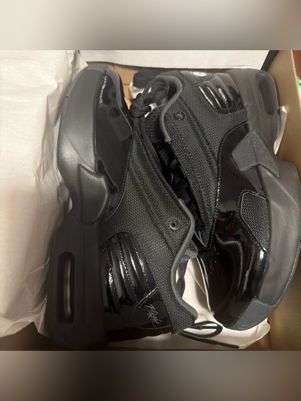 Size 7 Jordan Max Aura 6 Black Anthracite